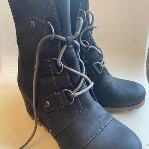 Sorel Joan of Arctic wedge boots